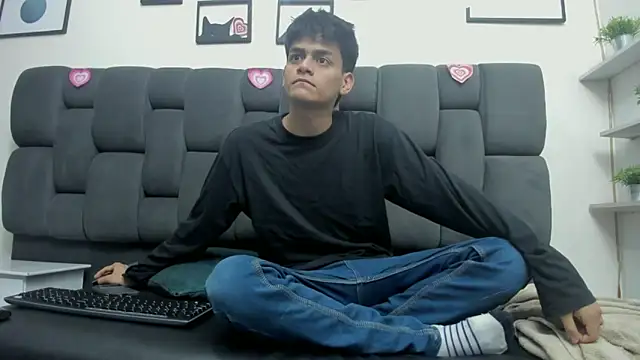 Yef Thin online show from February 15, 10:21 pm