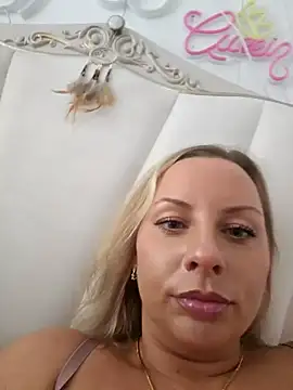 Sparkle2206 online show from October 3, 1:01 pm