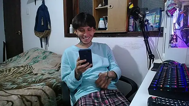 esjrobles online show from March 4, 3:33 am