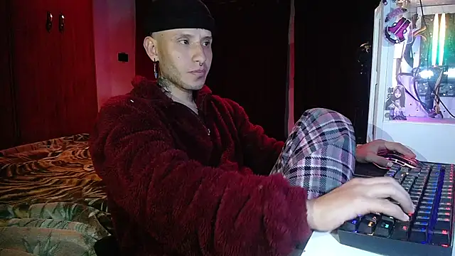 esjrobles online show from March 18, 8:06 am