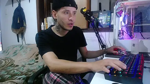 esjrobles online show from February 26, 8:15 pm