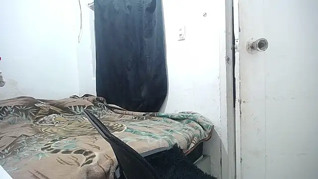 esjrobles online show from September 20, 11:48 am