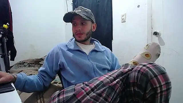 esjrobles online show from October 6, 1:01 pm