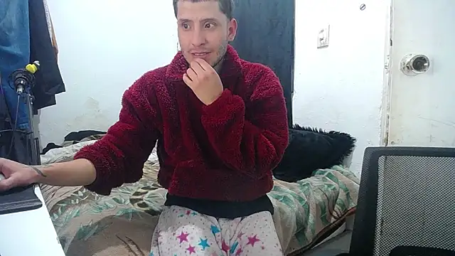 esjrobles online show from October 16, 7:33 pm