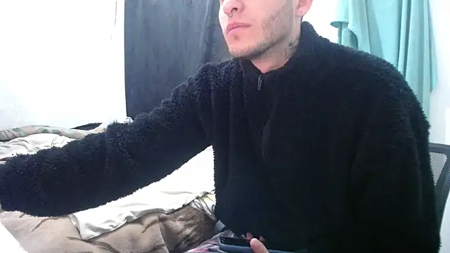 esjrobles online show from September 15, 12:38 pm