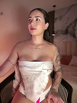 Pink Jazmin online show from June 2, 1:27 am