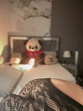 Pink Jazmin online show from March 15, 12:39 am