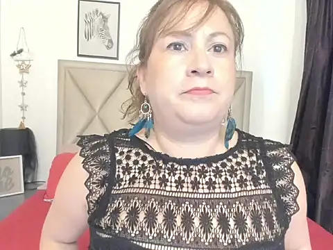 MonyCassius online show from December 5, 12:15 pm