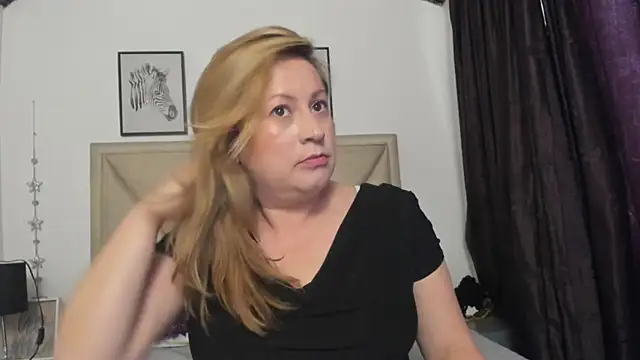 MonyCassius online show from May 29, 12:22 pm