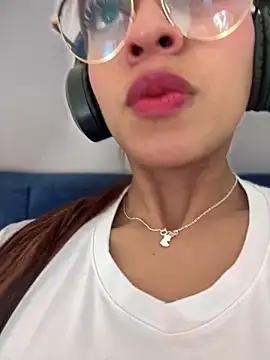 Snapshot of AnaSofia_07sv chatting on March 22, 5:17 am AnaSofia 07sv online show from March 22, 5:17 am