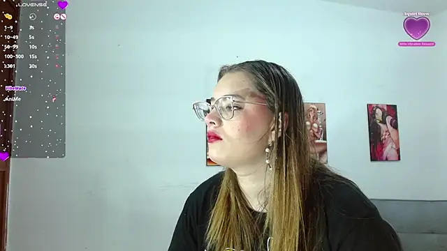 Snapshot of kendallclarkk03 chatting on December 20, 5:14 am kendallclarkk03 online show from December 20, 5:14 am