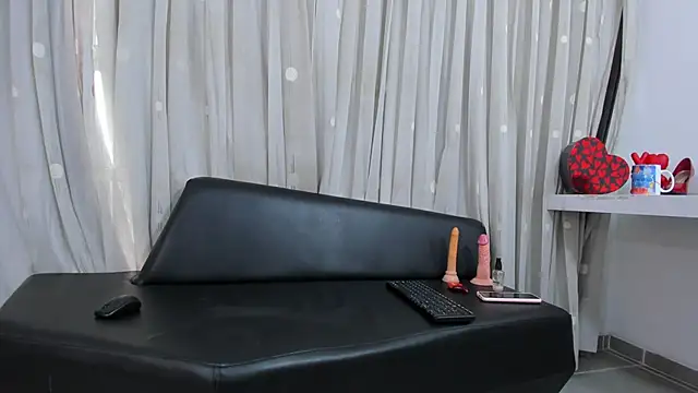 KyleDoom online show from February 27, 6:09 pm