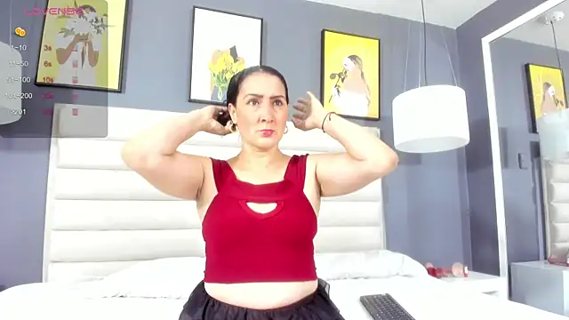 Snapshot of KyleDoom chatting on November 25, 11:43 am KyleDoom online show from November 25, 11:43 am