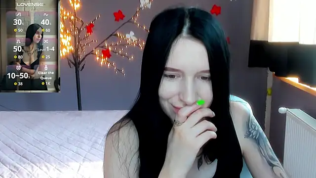 KarolinaBlacks online show from April 12, 5:33 am