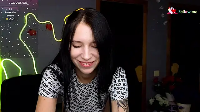 KarolinaBlacks online show from November 6, 6:50 am