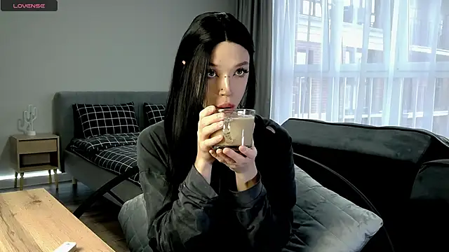 Dasha M online show from November 2, 2:00 pm