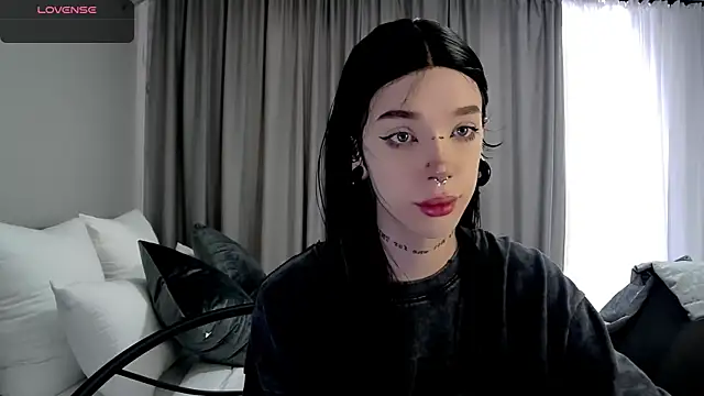 Dasha M online show from January 8, 9:15 am