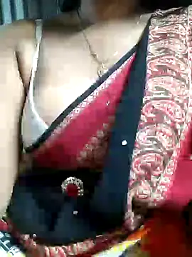 Snapshot of NishaSharma00 chatting on December 29, 1:38 pm NishaSharma00 online show from December 29, 1:38 pm