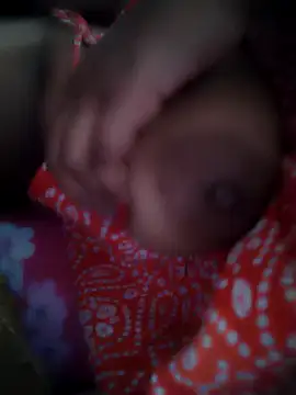 Snapshot of NishaSharma00 chatting on December 25, 7:57 am NishaSharma00 online show from December 25, 7:57 am