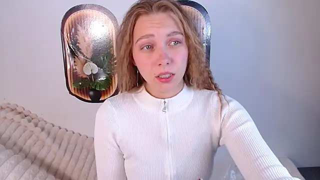 bellaa love  online show from May 11, 12:34 am