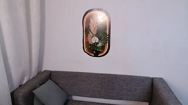 Snapshot of bellaa_love_ chatting on June 18, 1:26 am bellaa love online show from June 18, 1:26 am