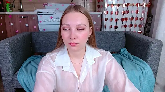 bellaa love  online show from February 5, 12:06 am