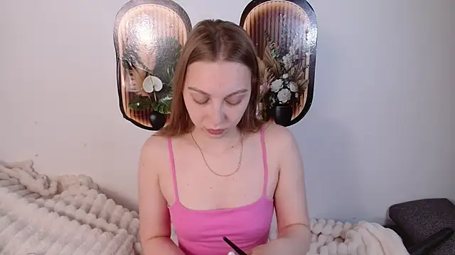 bellaa love  online show from May 14, 12:07 am