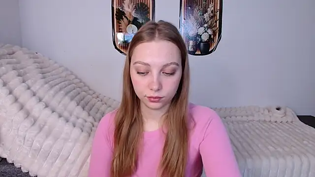 bellaa love  online show from April 2, 12:18 am