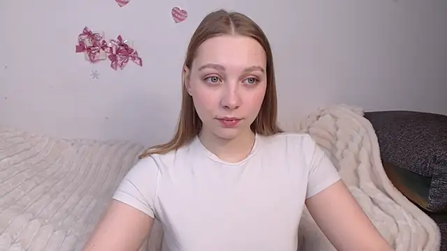 bellaa love  online show from March 3, 11:34 pm