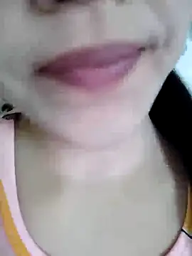 Snapshot of Anki-doll chatting on October 10, 5:19 am Anki-doll online show from October 10, 5:19 am