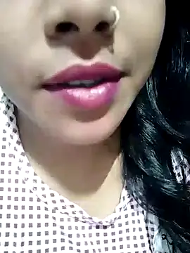 Snapshot of Anki-doll chatting on July 17, 6:05 pm Anki-doll online show from July 17, 6:05 pm
