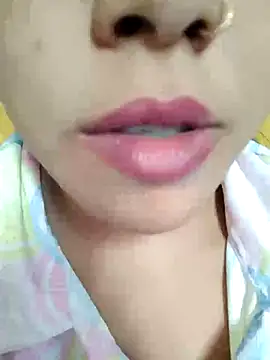 Snapshot of Anki-doll chatting on March 22, 12:35 pm Anki-doll online show from March 22, 12:35 pm