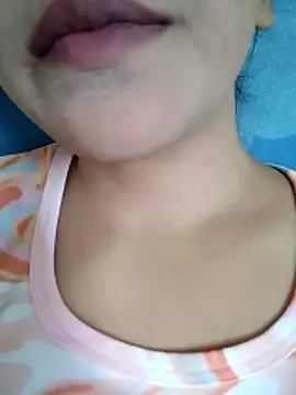 Snapshot of Anki-doll chatting on November 25, 5:41 am Anki-doll online show from November 25, 5:41 am