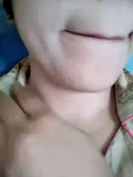 Snapshot of Anki-doll chatting on November 24, 5:40 am Anki-doll online show from November 24, 5:40 am