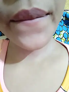 Snapshot of Anki-doll chatting on September 11, 12:38 pm Anki-doll online show from September 11, 12:38 pm