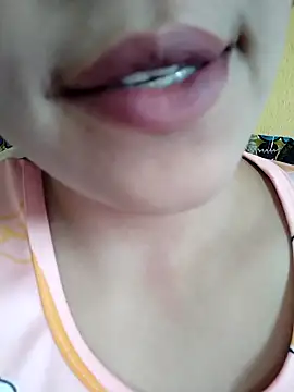 Snapshot of Anki-doll chatting on September 16, 6:03 am Anki-doll online show from September 16, 6:03 am