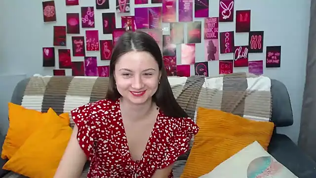 Snapshot of MilanaRoza chatting on March 6, 1:57 pm MilanaRoza online show from March 6, 1:57 pm