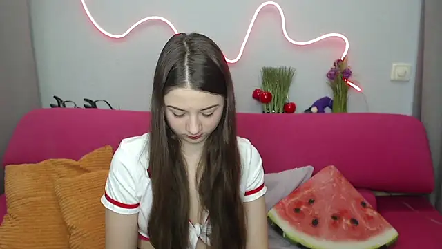 MilanaRoza online show from March 7, 6:09 am