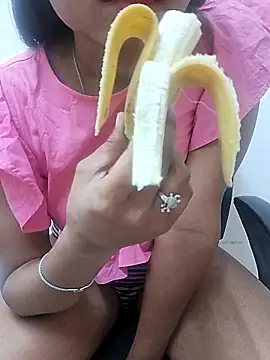 Snapshot of XSanaya chatting on February 6, 1:43 pm XSanaya online show from February 6, 1:43 pm