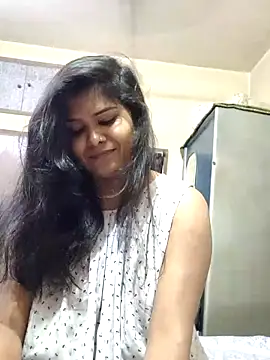 yoursweety09 online show from March 16, 1:38 am