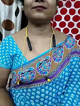 Snapshot of yoursweety09 chatting on July 2, 12:00 am yoursweety09 online show from July 2, 12:00 am