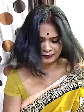 yoursweety09 online show from September 14, 12:33 am