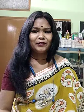 yoursweety09 online show from February 24, 5:41 am