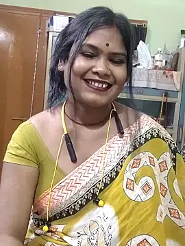 yoursweety09 online show from May 2, 6:51 am