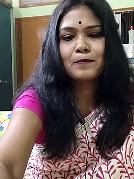 yoursweety09 online show from October 31, 8:00 am