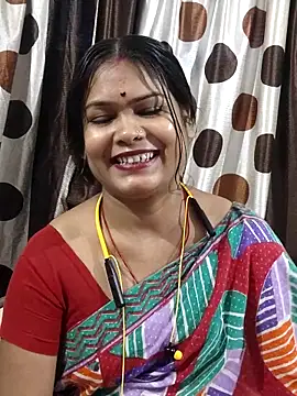 yoursweety09 online show from May 26, 12:09 am