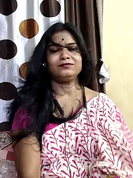 yoursweety09 online show from September 20, 12:04 am