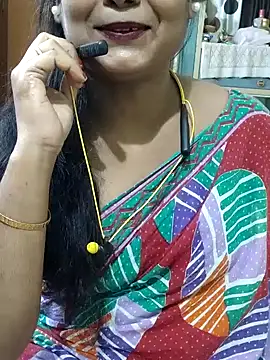 Snapshot of yoursweety09 chatting on June 17, 6:57 am yoursweety09 online show from June 17, 6:57 am