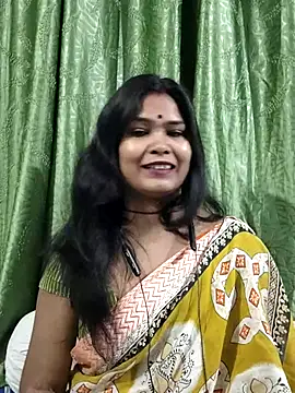 yoursweety09 online show from February 8, 6:05 pm