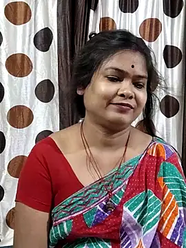yoursweety09 online show from May 15, 12:08 am